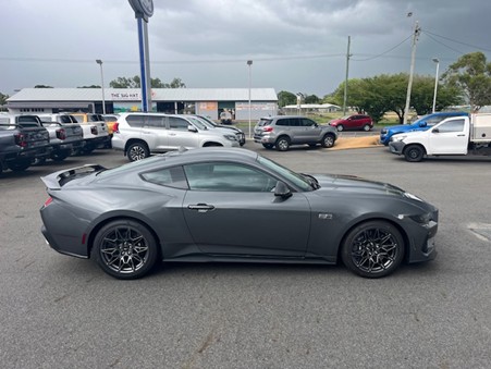 2025 FORD MUSTANG FASTBACK GT COUPE AUTO - Image 5