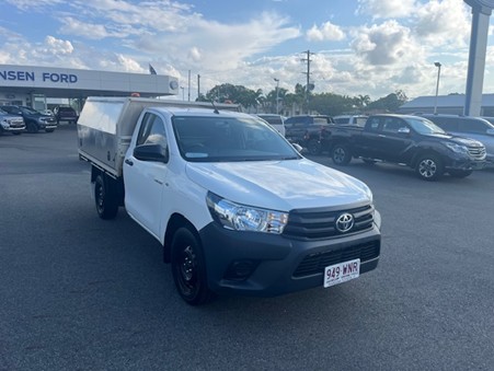 2016 TOYOTA HILUX 4X2 WORKMATE SC/C 2WD MANUAL