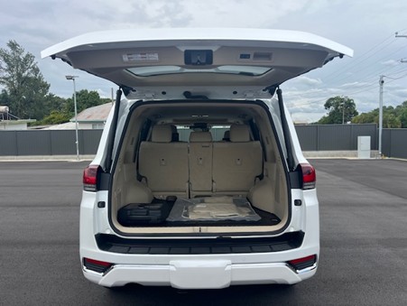 2022 TOYOTA LANDCRUISER SAHARA ZX 4WD T/D WAGON AUTO - Image 9