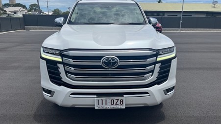 2022 TOYOTA LANDCRUISER SAHARA ZX 4WD T/D WAGON AUTO - Image 5