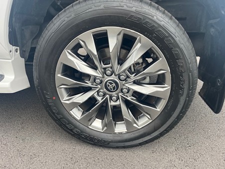 2022 TOYOTA LANDCRUISER SAHARA ZX 4WD T/D WAGON AUTO - Image 17