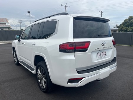 2022 TOYOTA LANDCRUISER SAHARA ZX 4WD T/D WAGON AUTO - Image 7