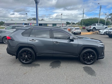 2021 TOYOTA RAV4 HYBRID CRUISER AWD WAGON AUTO - Image 2