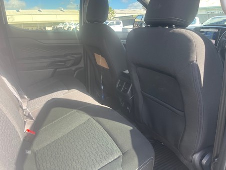 2025 FORD RANGER SUPER DUTY DC/C 4WD AUTO - Image 10